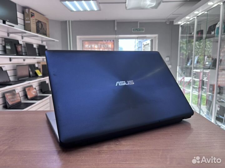 Asus GT 720m + ssd + 8 оперативы + держит акб