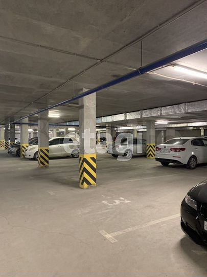 Машиноместо