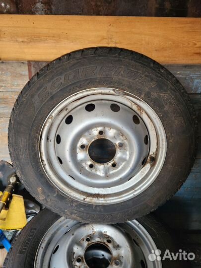Pirelli Scorpion 185/75 R16