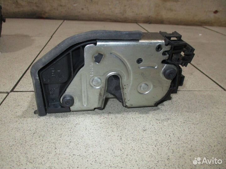 Замок двери задней правой BMW 5-Series (E60/E61)