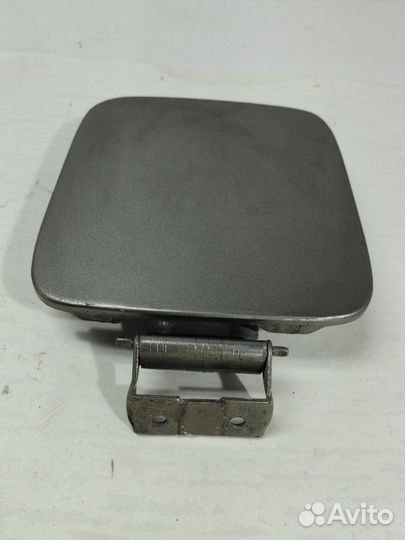 Лючок топливного бака Hyundai Starex 2004