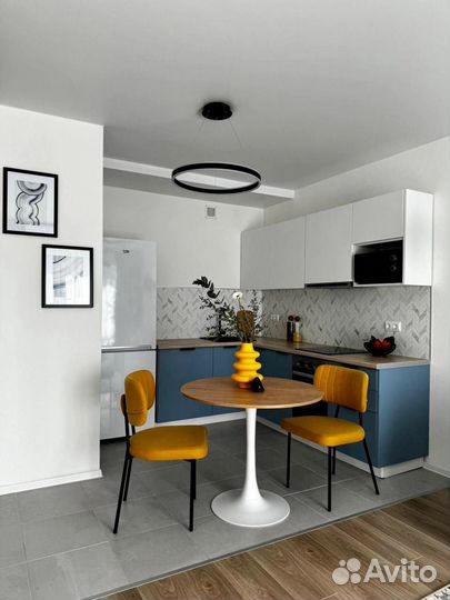 Синяя кухня угловая