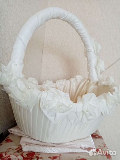 2 карзины свадебные