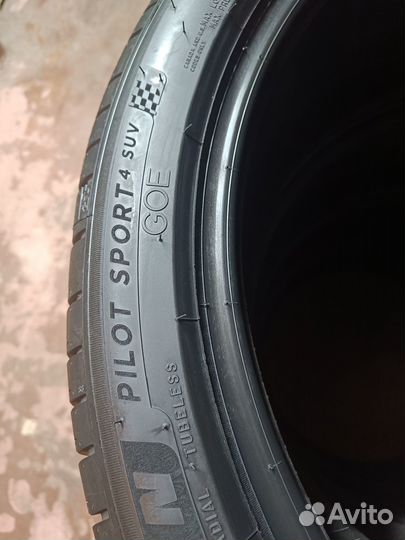 Michelin Pilot Sport 4 SUV 265/40 R22 106Y