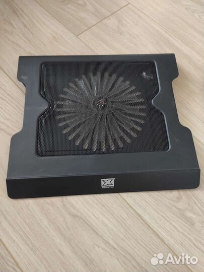 Подставка с охлаждением для ноутбука