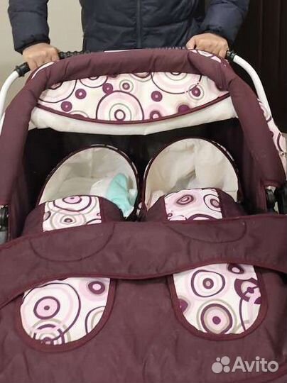 Коляска для двойни