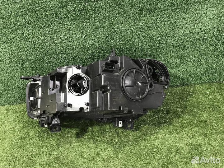Фара правая BMW X5