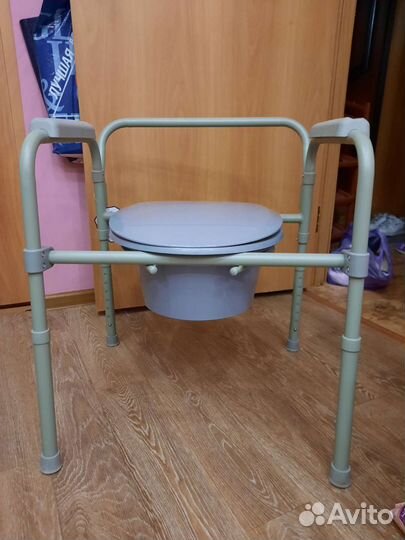 Санитарный стул туалет