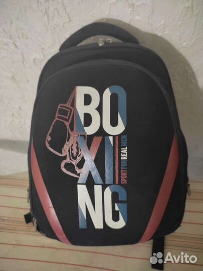 Школьный рюкзак