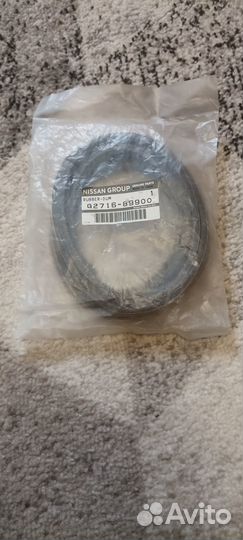 Уплотнитель лобового Nissan G2716-89900