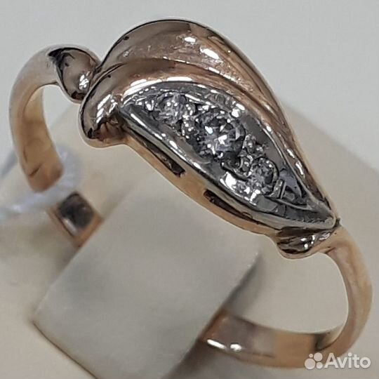 Кольцо / размер 18,5 / 2,41г / Золото583 / бриллиа