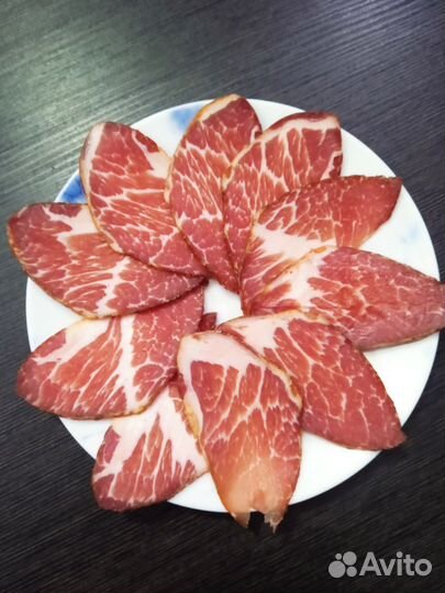 Бекон сырокопченый из шеи