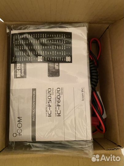 Радиостанция icom новая