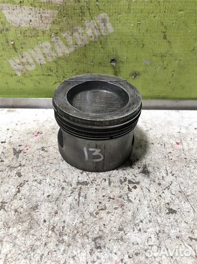 Поршень Фольксваген Пассат Б3