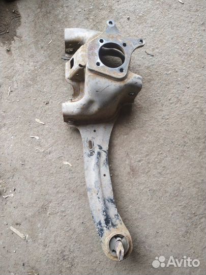 Рычаг подвески задний правый Ford Focus 2 1.8