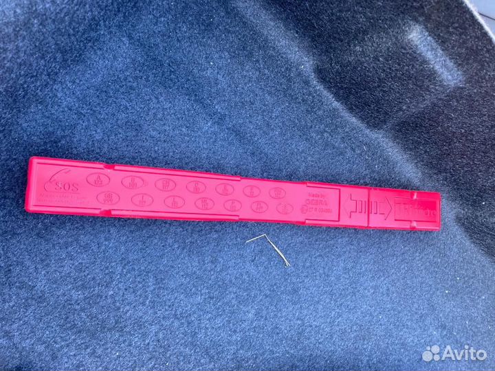 Знак аварийной остановки BMW X5 E70 71606770487