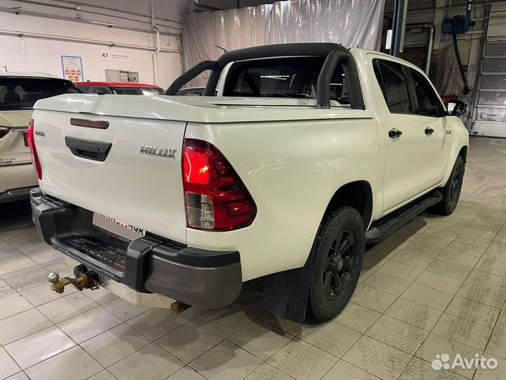 Toyota Hilux 2.8 AT, 2019, 235 946 км