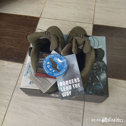 Ботинки тактические на 41 размер