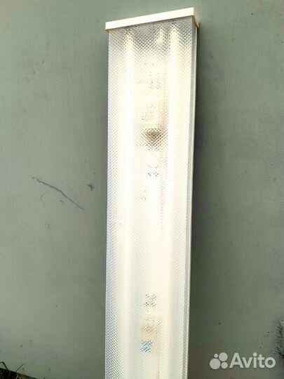 Светильник потолочный