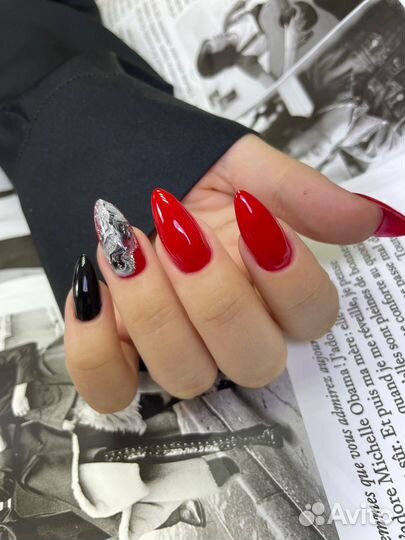 Маникюр и педикюр