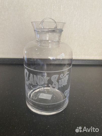 Банка стеклянная с крышкой