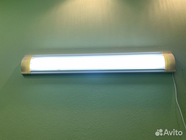 Светильник настенный