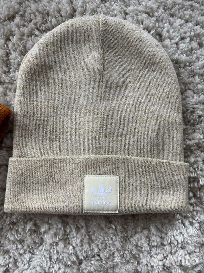 Шапка adidas 2 шт