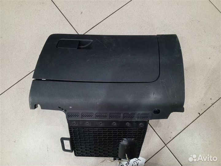 Бардачок Skoda Rapid 2012