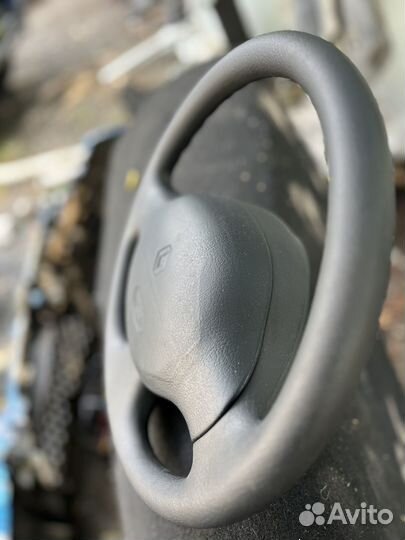 Руль Renault Логан 2005-2009г