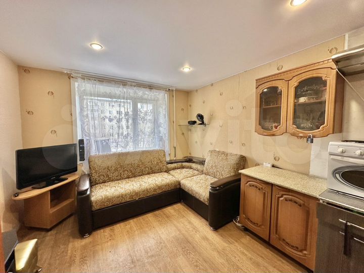 Комната 13 м² в 4-к., 2/5 эт.