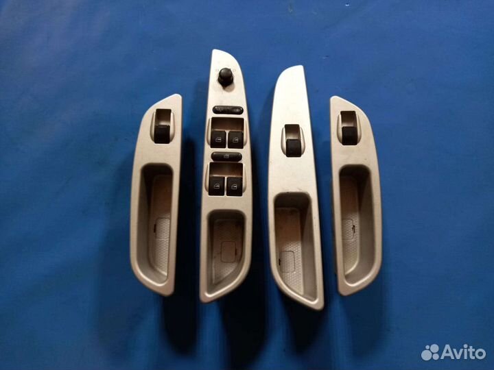 Блок управления стеклоподъемниками Chery bonus a13