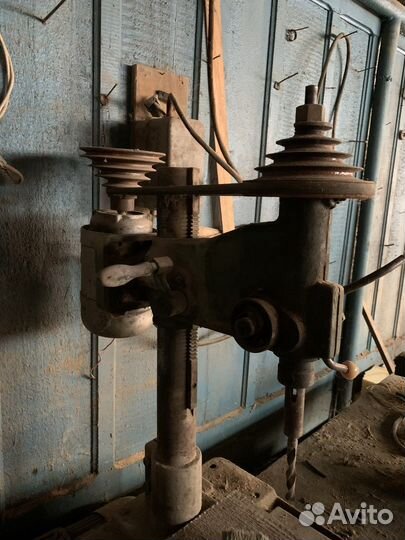 Сверлильный станок