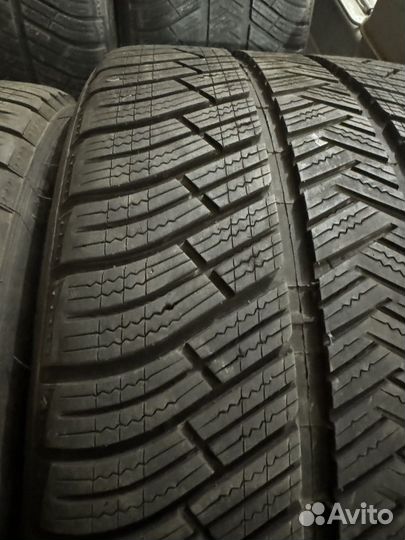 Michelin Pilot Alpin 4 295/35 R20 и 255/40 R20