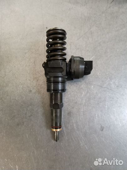 Форсунка топливная Volkswagen V10 4,9 07Z130073H