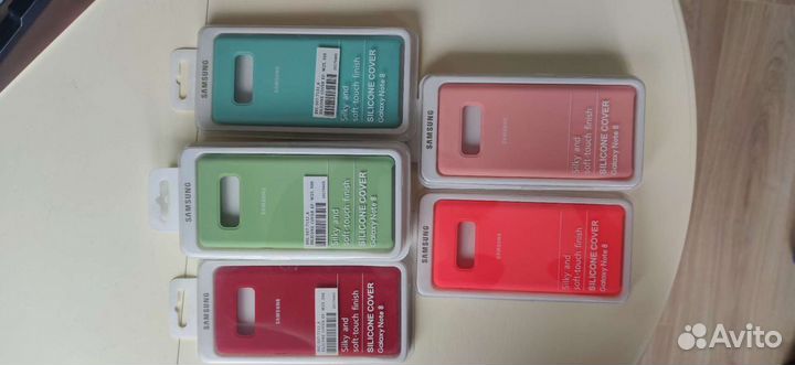 Чехлы на Samsung Note 8