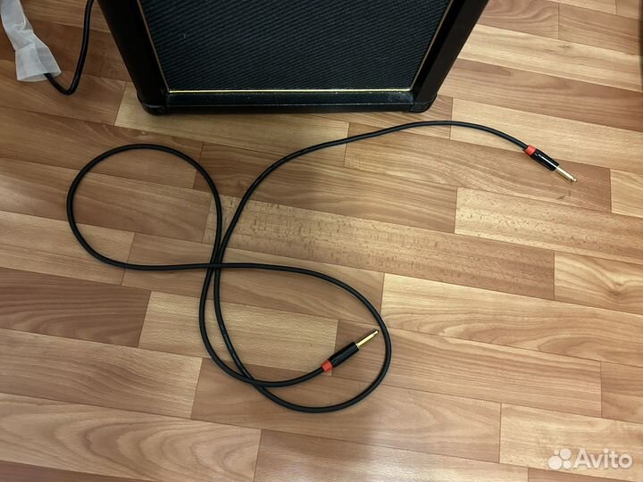 Комбоусилитель marshall mg15g