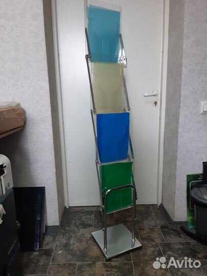 Стойка для буклетов напольная складная