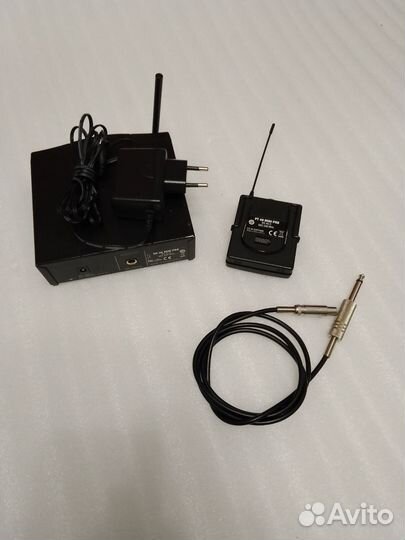 Гитарная радиосистема AKG WMS 40 mini