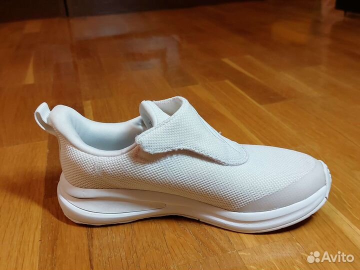 Кроссовки adidas детские 35 размер