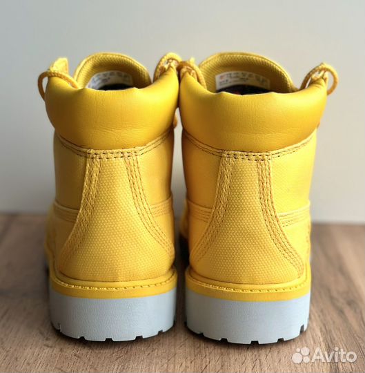 Ботинки новые Timberland (р. 33) (оригинал)