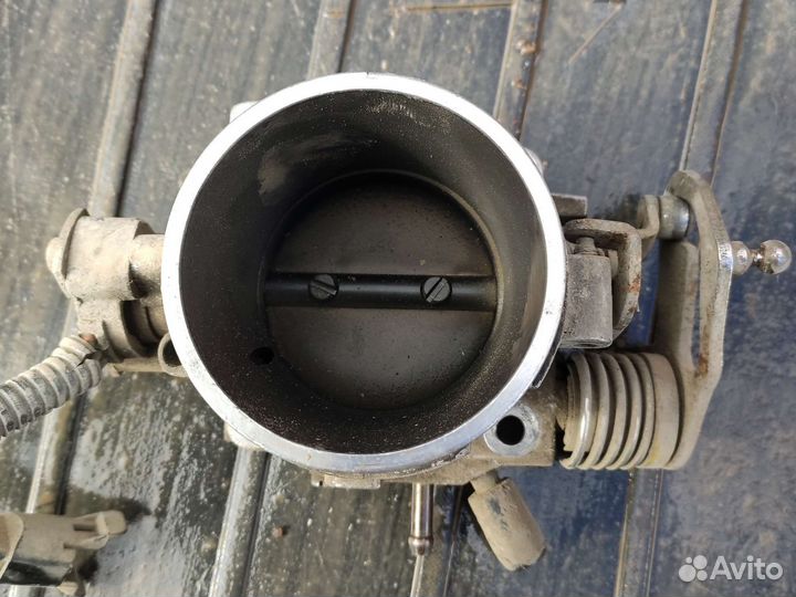 Дроссельная заслонка Форд Скорпио 2.0