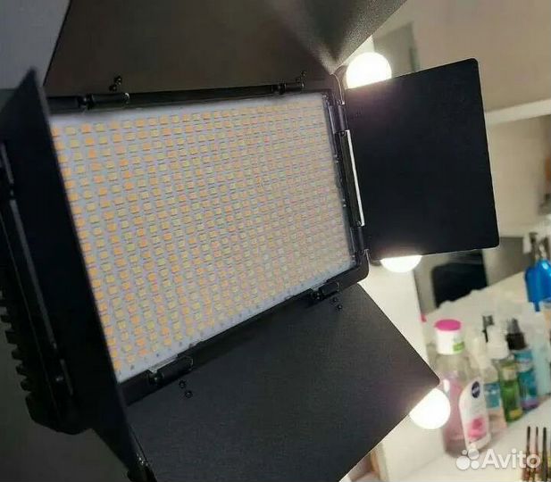 Видеосвет LED800 60вт со штативом