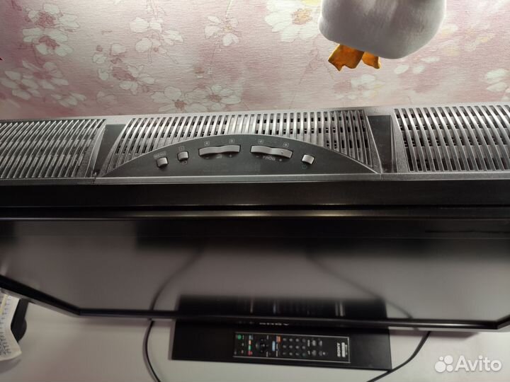 Телевизор LCD Sony KDL-32P3000