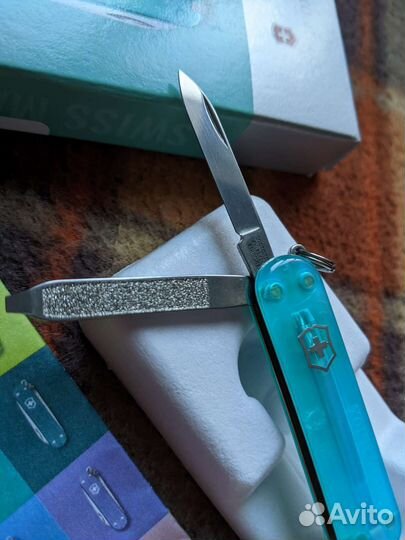 Нож-брелок Victorinox Classic 58mm