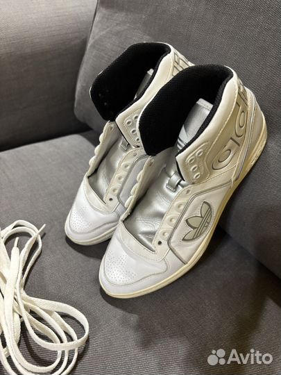 Кроссовки женские adidas 37