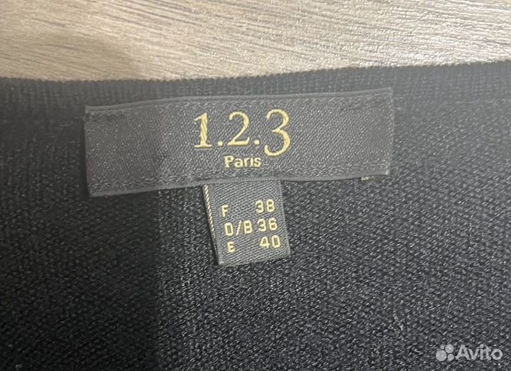 Кофта женская, размер S. Французкий бренд 1.2.3