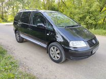 Volkswagen Sharan 2.0 MT, 2001, 245 000 км, с пробегом, цена 750 000 руб.