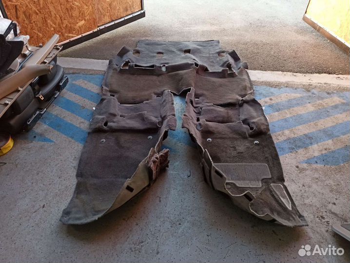 Покрытие напольное (ковролин) Lexus Lx 570 5.7