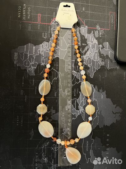 Бусы из натуральных камней крупные
