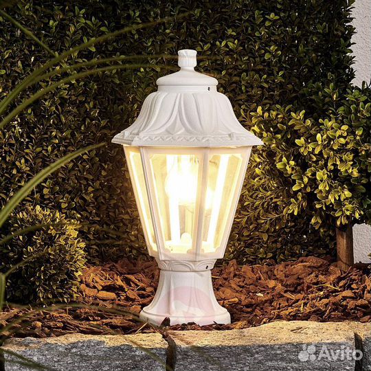 Уличный светильник